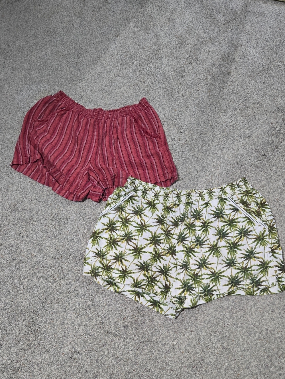 Briggs New York Palm Tree Print Shorts & Striped Maroon Lounge Shorts